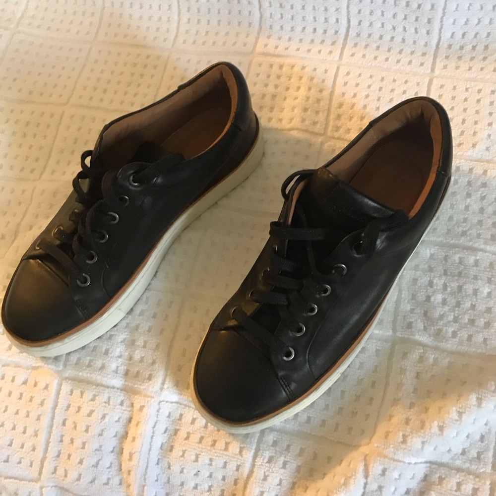 Men's Black Leather Sneakers